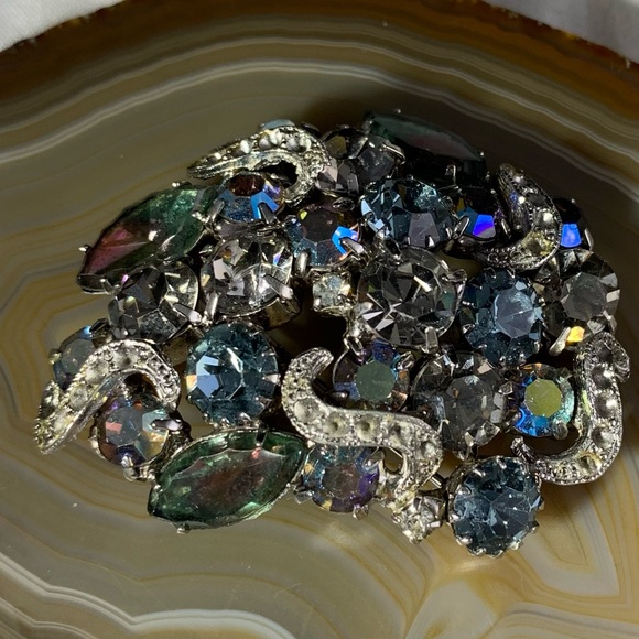 Vintage Silver Tone Blue Rhinestone Marquise and Round Cluster Brooch Call OUT - Picture 4 of 4